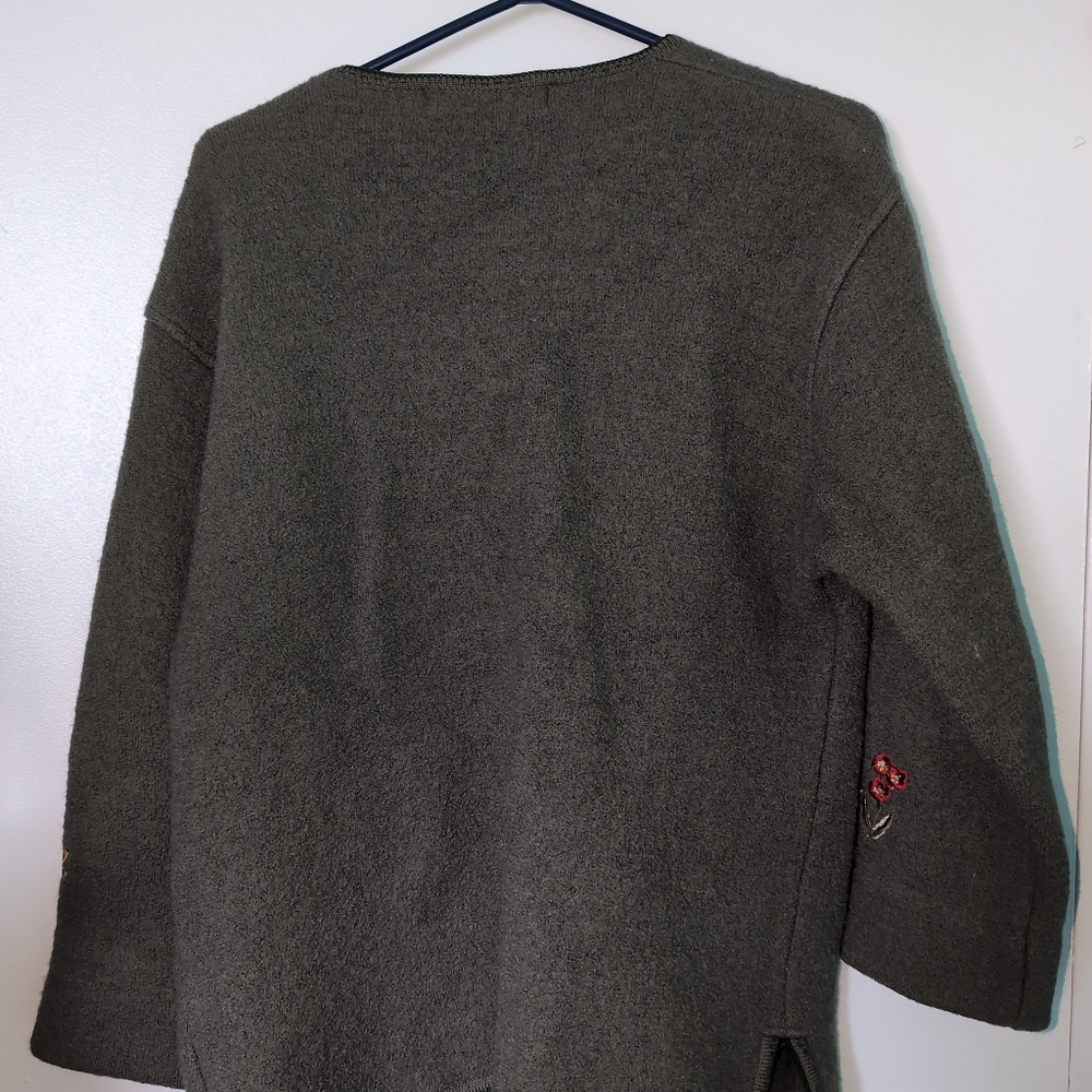Gaddy Collection Embroidered Green Wool Cardigan - Picture 7 of 10